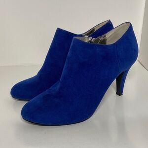 Style & Co. Blue Faux Suede Ankle Boot High Heels Size 7.5